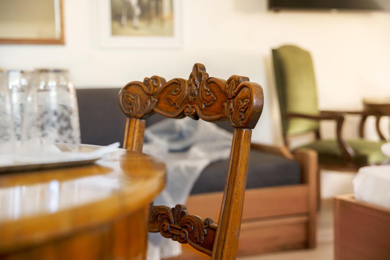 Weisses Roessl Hotel Caldaro Kültér fotó